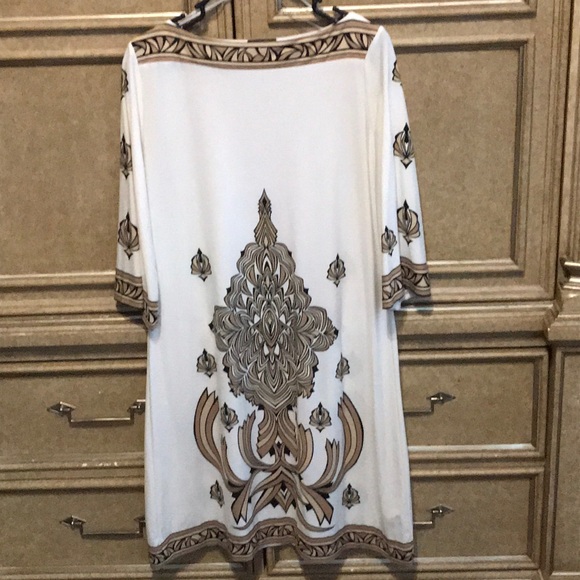 Forever 21 Dresses & Skirts - IVORY BLACK BEIGE TUNIC DRESS